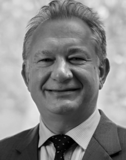 Dr. Vesselin Popovski